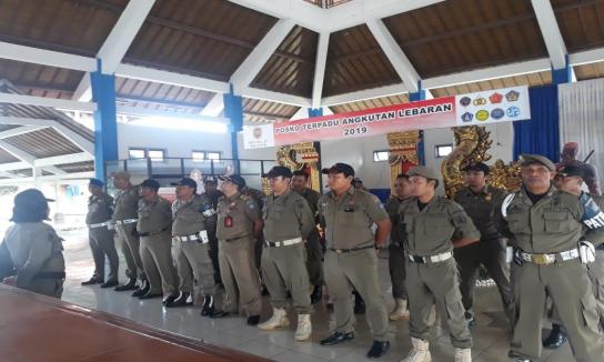Kegiatan Pemeriksaan Kartu Identitas Penduduk di Terminal Mengwi